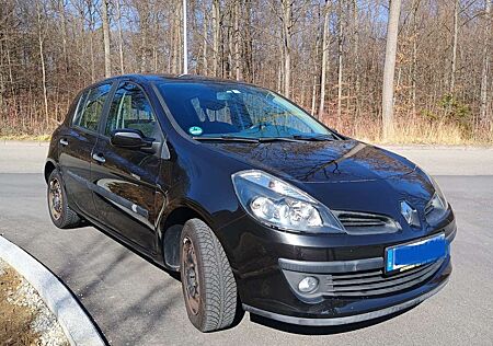 Renault Clio 1.2 16V TCEEdition Dynamique