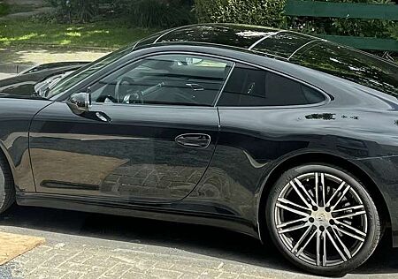 Porsche 991 911 Carrera Black Edition