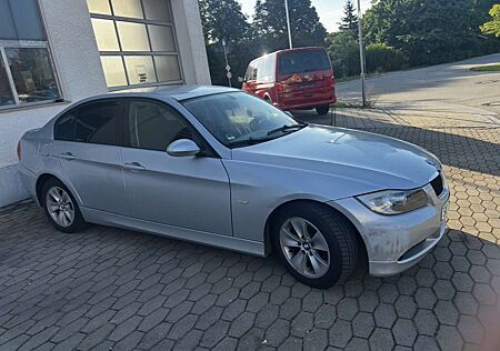 BMW 320d 320 DPF Aut.