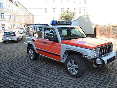 Jeep Commander 3.0 CRD Feuerwehr, Notarzt