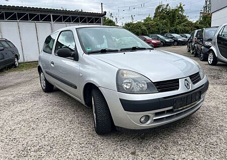 Renault Clio Dynamique 1.2 16V NEU TÜV. Inspektion