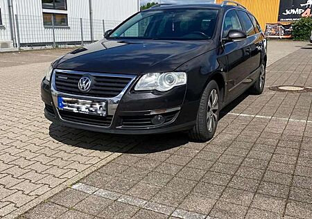 VW Passat Variant Volkswagen 2.0 TDI DPF Comfortline Blue Motion Technology