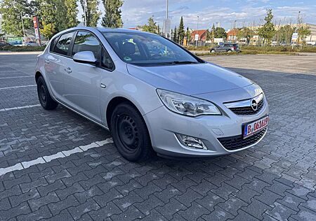 Opel Astra Design Edition