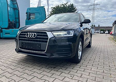 Audi Q3 sport/ Pano/Ledr/Automatik/2 Hand/Scheckheftg