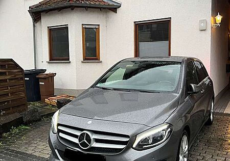 Mercedes-Benz B 220 gebraucht kaufen Mercedes-Benz B 220 (CDI) d 7G-DCT Urban