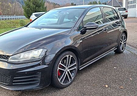 VW Golf Volkswagen GTD GTD Sehr gute Austattung