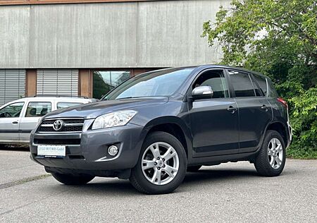 Toyota RAV 4 D4D 2.2 / S-Heft / 1. Hand