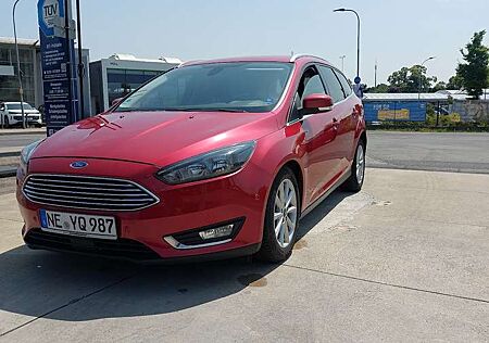 Ford Focus Turnier 1.5 TDCi DPF Start-Stopp-System Aut. Trend