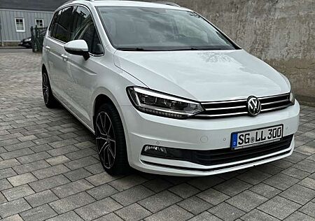 VW Touran Volkswagen Highline BMT/Start-Stopp
