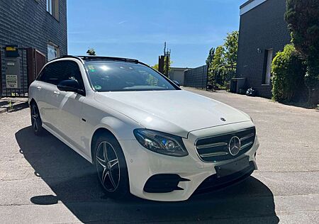 Mercedes-Benz E 300 de AMG PANO 9G Multibeam LED 360° NIGHT