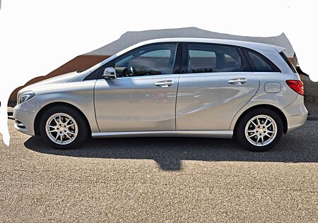 Mercedes-Benz B 200 CDI (246.201)
