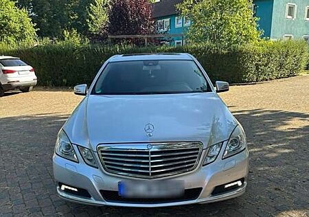 Mercedes-Benz E 350 CDI DPF BlueEFFICIENCY 7G-TRONIC Elegance