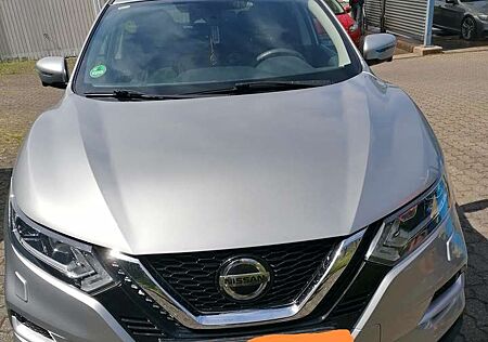 Nissan Qashqai 1.3 DIG-T N-CONNECTA