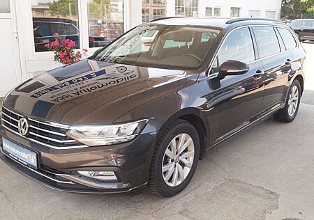 VW Passat Variant Volkswagen LED NAVI KAMERA AHK