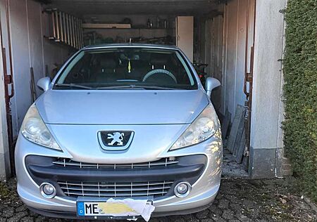 Peugeot 207 CC 120 VTi Sport