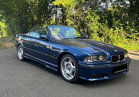 BMW M3 e36 2.Hand Avusblau + Hardtop