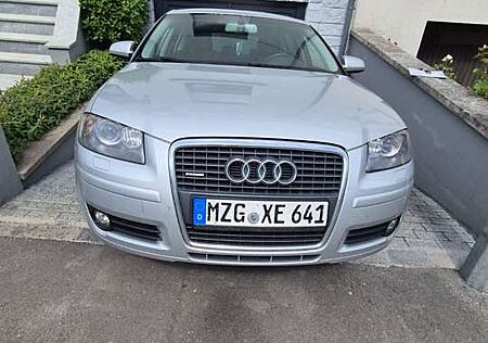 Audi A3 3.2 quattro (DSG) S tronic Ambition