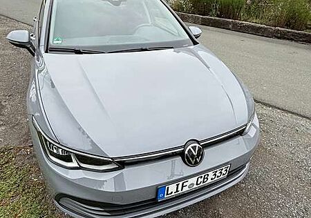 VW Golf Variant Volkswagen Golf VIII Variant 1.0 TSI OPF