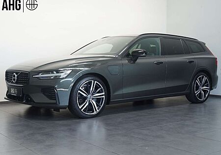 Volvo V60 T8 AWD Recharge Plug-In R Design
