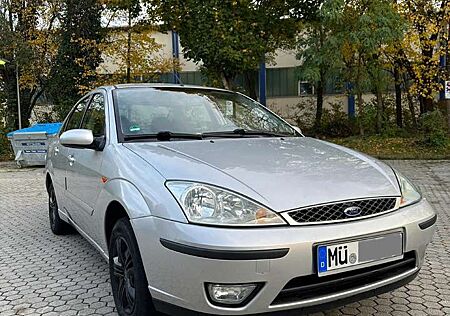 Ford Focus Ghia