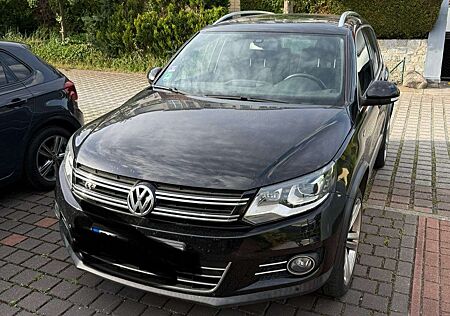 VW Tiguan Volkswagen Sport & Style R-Line