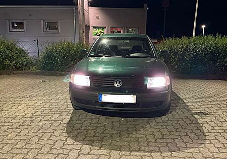 VW Passat Volkswagen 1.6