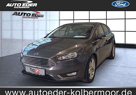 Ford Focus Titanium Bluetooth Navi Klima Einparkhilfe