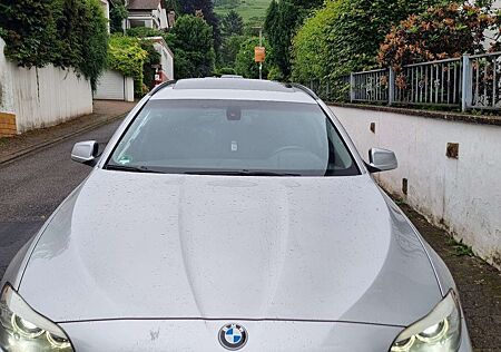 BMW 520d 520 Touring Efficient Dynamic Edition.