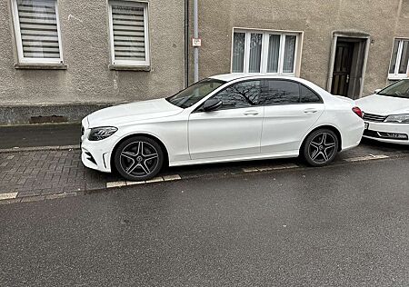Mercedes-Benz C 180 AMG Line + Nightpaket