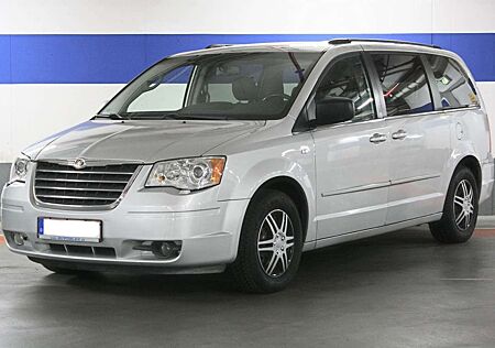 Chrysler Grand Voyager Stow'n Go 7-Sitzer viele NEUTEILE!