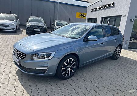 Volvo V60 Kombi Linje Svart 2.0 Aut. AHK Leder SHZ LED