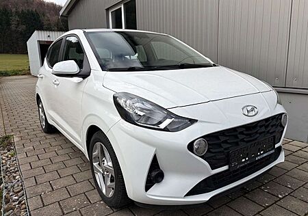 Hyundai i10 1.2 84 PS Klimaautomatik 1 Hand unfallfrei