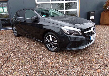 Mercedes-Benz A 200 CDI / d 4Matic Navi+Pano+ LED