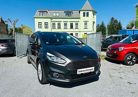 Ford S-Max Titanium ERSTE HAND 121 TKM NAVI CAMERA KLIMA EPH