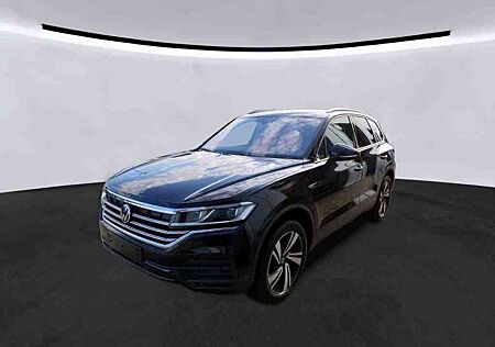 VW Touareg Volkswagen 4Motion 3.0 TDI AHK Pano ACC PDC VC DAB