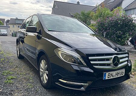 Mercedes-Benz B 200 BlueEFFICIENCY