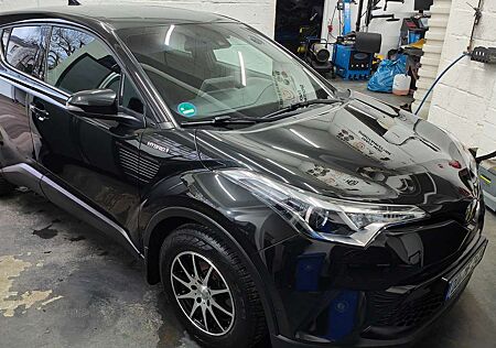 Toyota C-HR Hybrid Team Deutschland