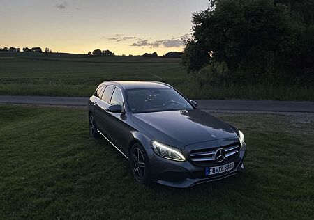 Mercedes-Benz C 220 d T 9G-TRONIC