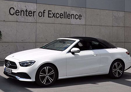 Mercedes-Benz E 220 Cabrio * MJ 2021 MOPF* AHK * STANDHZG * WINDSCHOTT