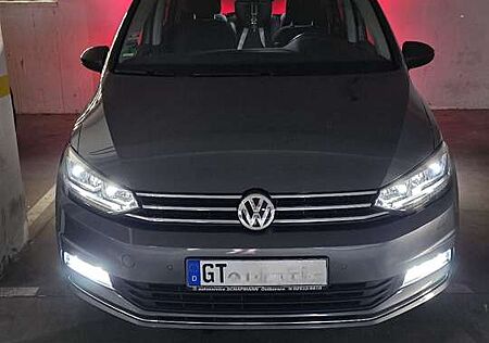 VW Touran Volkswagen 2.0 TDI SCR (BlueMotion Technology) DSG Highline