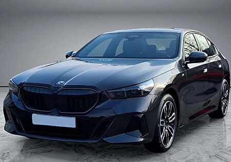 BMW 520i 520 M Sportpaket Pro Driving Assistant Harman