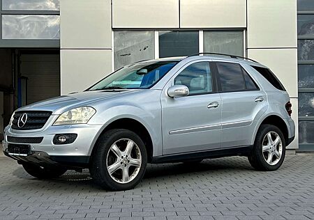 Mercedes-Benz ML 350 8-fach bereift