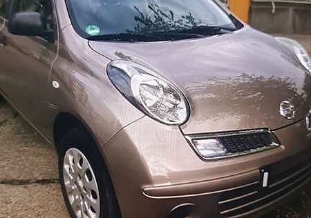 Nissan Micra Visia