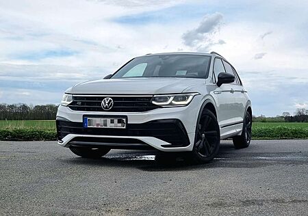 VW Tiguan Volkswagen 2.0 TDI SCR DSG R-Line