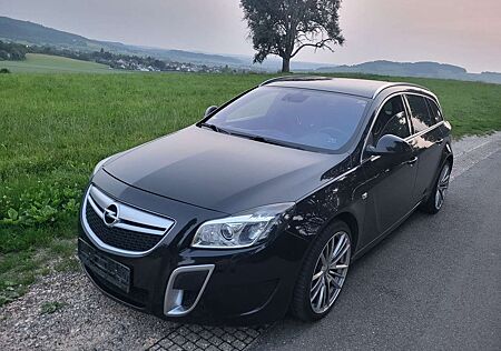 Opel Insignia OPC 4x4 Leder Navi 325PS TOP 8-Fachbereift