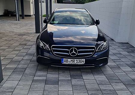 Mercedes-Benz E 200 d (213.212)