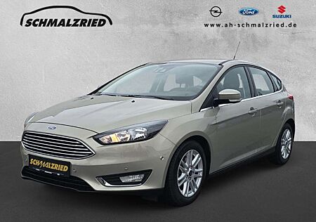 Ford Focus Titanium 1.0 Navi Mehrzonenklima Ambientebeleuchtu