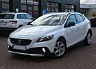 Volvo V90 Cross Country V40 Cross Country D3 MOM*XEN*NAV*STYL*SHZ*AT*MIETKAUF