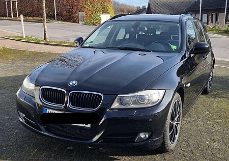BMW 320d 320 DPF Touring Aut.