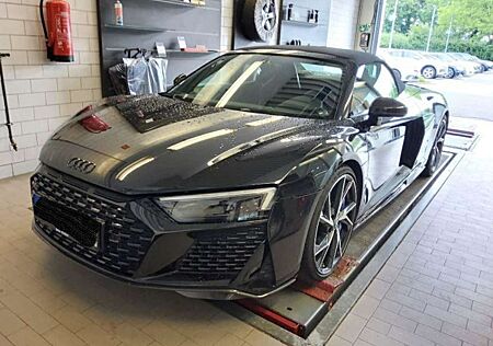 Audi R8 Spyder V10 qu. performance KERAMIK CARBON B&O